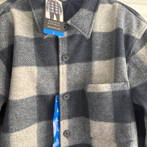 Discount Shipping on Men's NWT Banana Republic Heritage Shirt Jacket. - Picture 2 of 3